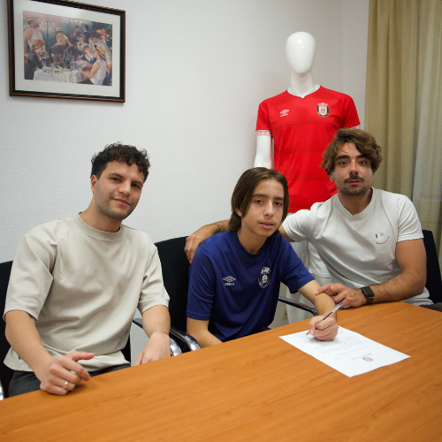 Dominic Scurtu Signs With Real Avila Under 14's